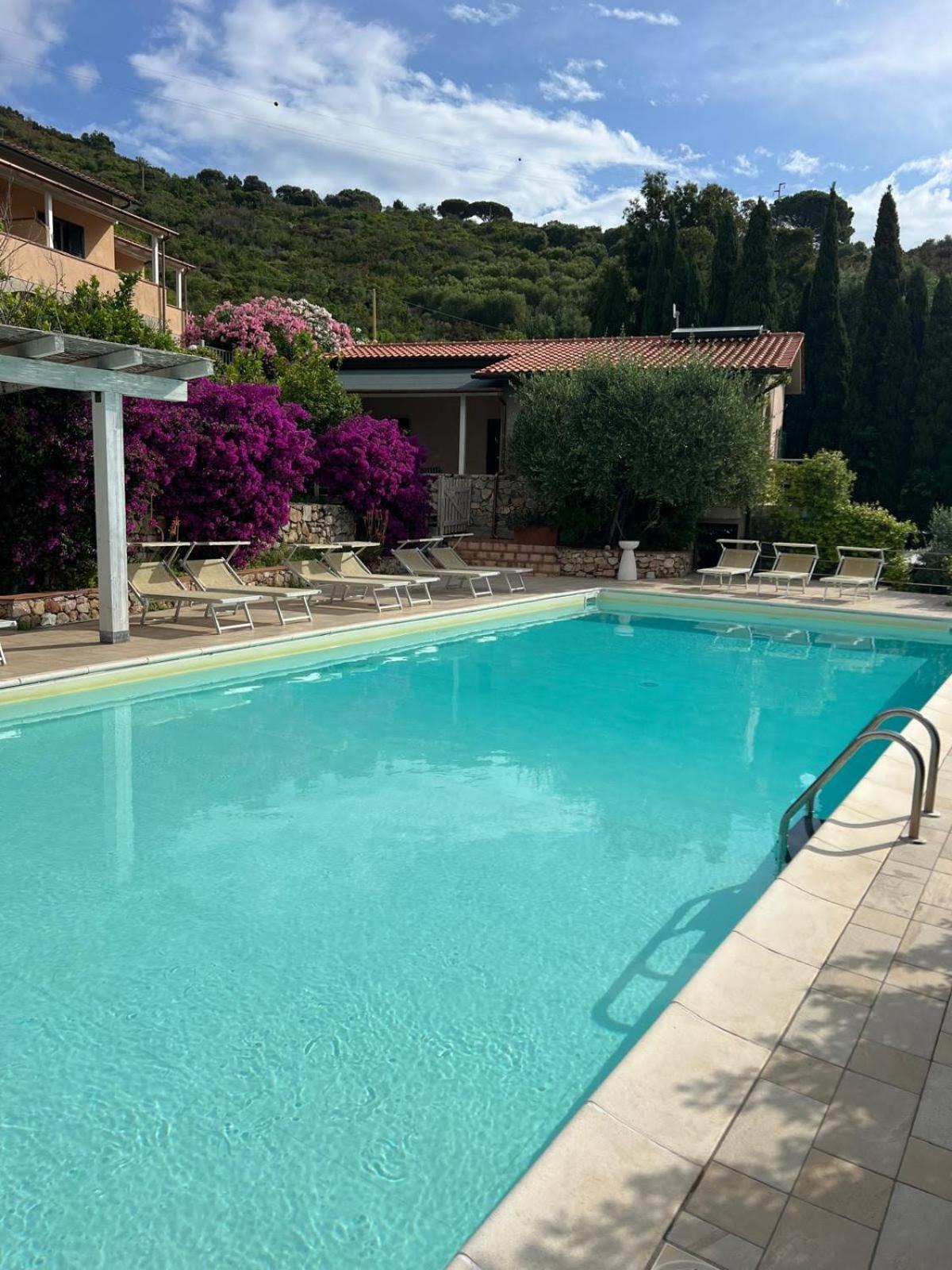 Residence Le Solane Marina di Campo Exterior foto